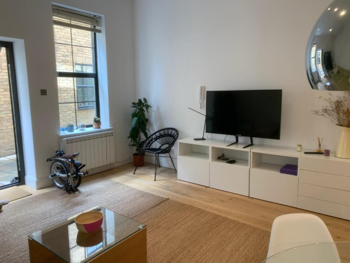 Luxury 3-Bedroom Townhouse In Hackney ลอนดอน ภายนอก รูปภาพ